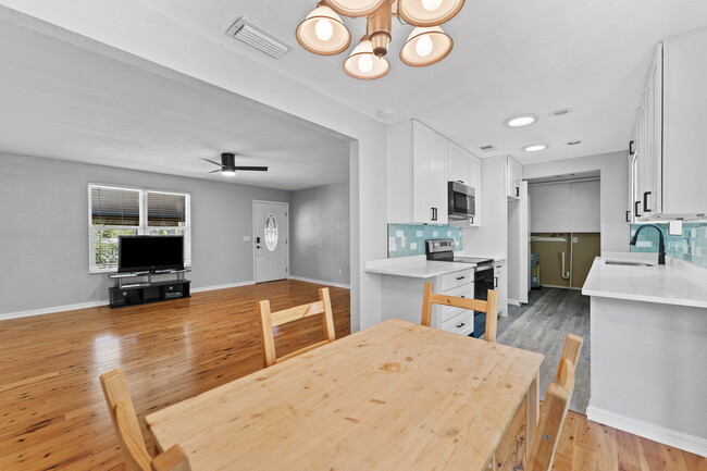 Dining Room - 3100 Mildred Dr