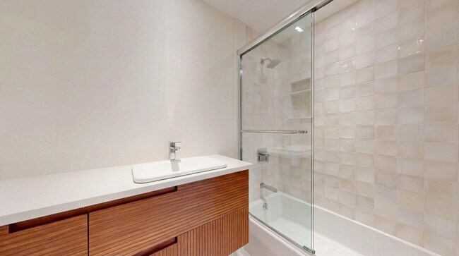 Building Photo - 1 Liberty St