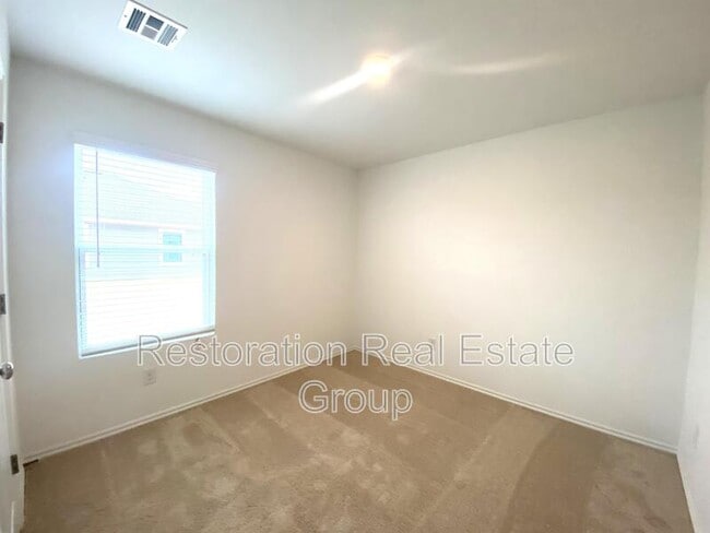 Building Photo - 10921 SW 22nd St