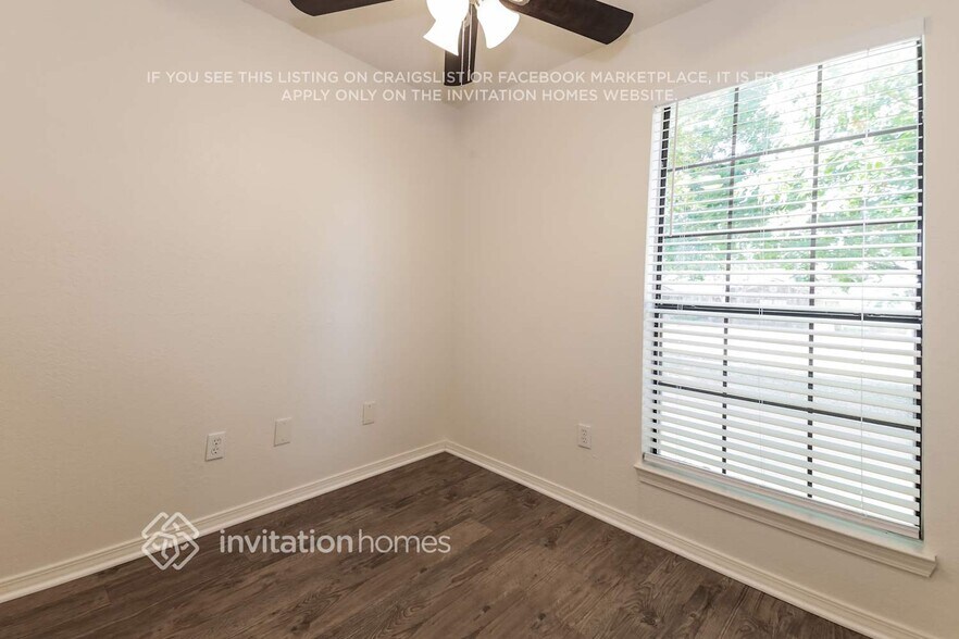 Building Photo - 7801 Cornell Dr