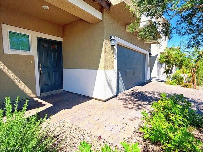 Building Photo - 7534 W Diablo Dr