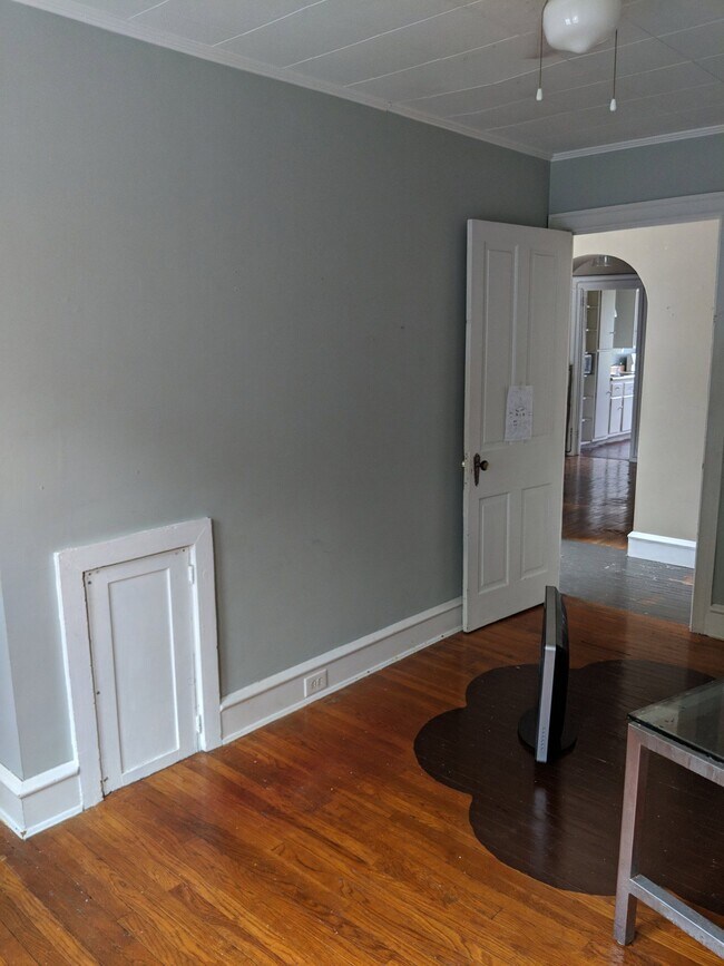 Building Photo - 505 N Lime St