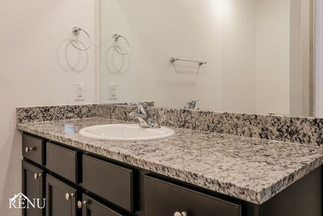 Building Photo - Coming Soon!