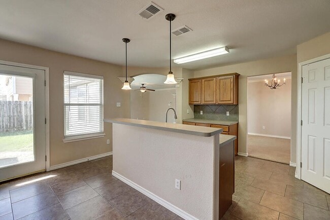 Building Photo - 2334 Mystic Star Dr