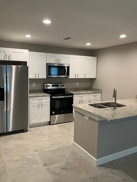 Building Photo - 129 Boundary Blvd