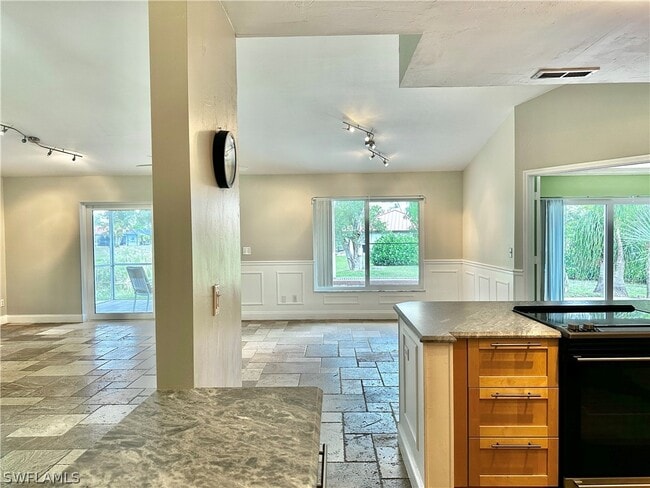 Building Photo - 11791 Bradley Ct