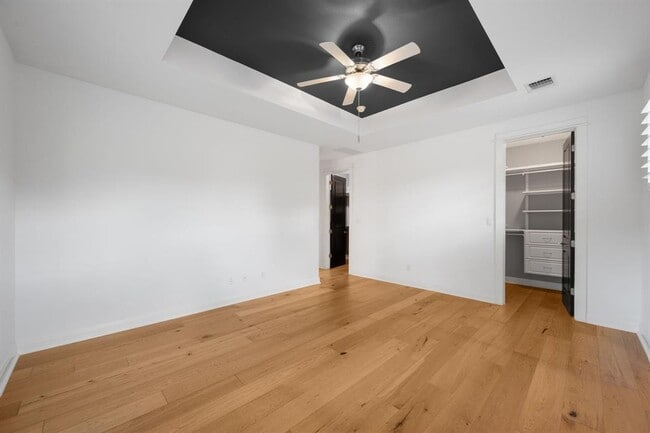 Building Photo - 13708 Golden Wave Loop