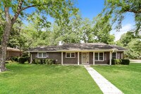 Building Photo - 1291 Huie St