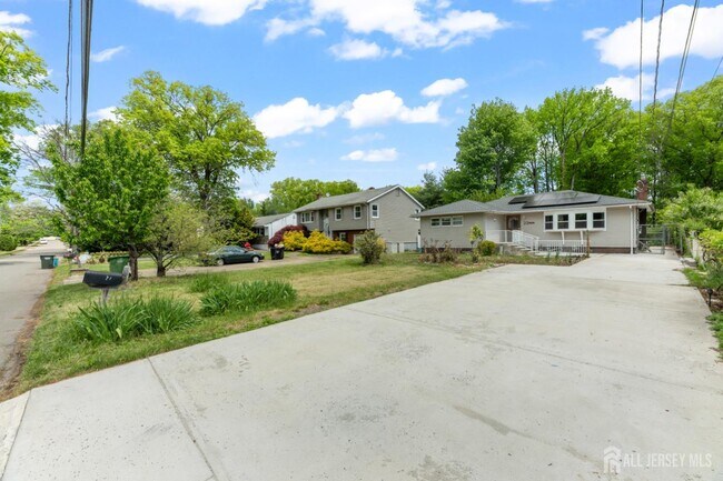 Building Photo - 22 Foley Ave