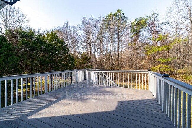 Building Photo - 50 Camerons Way