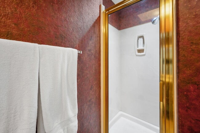 Building Photo - 48125 Vía Hermosa