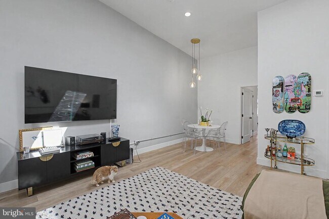 Building Photo - 120 N 3rd St