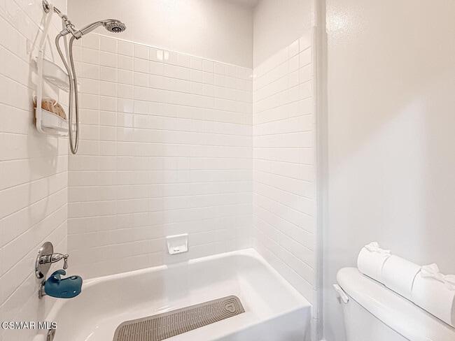 Building Photo - 5816 Painted Pony Cir