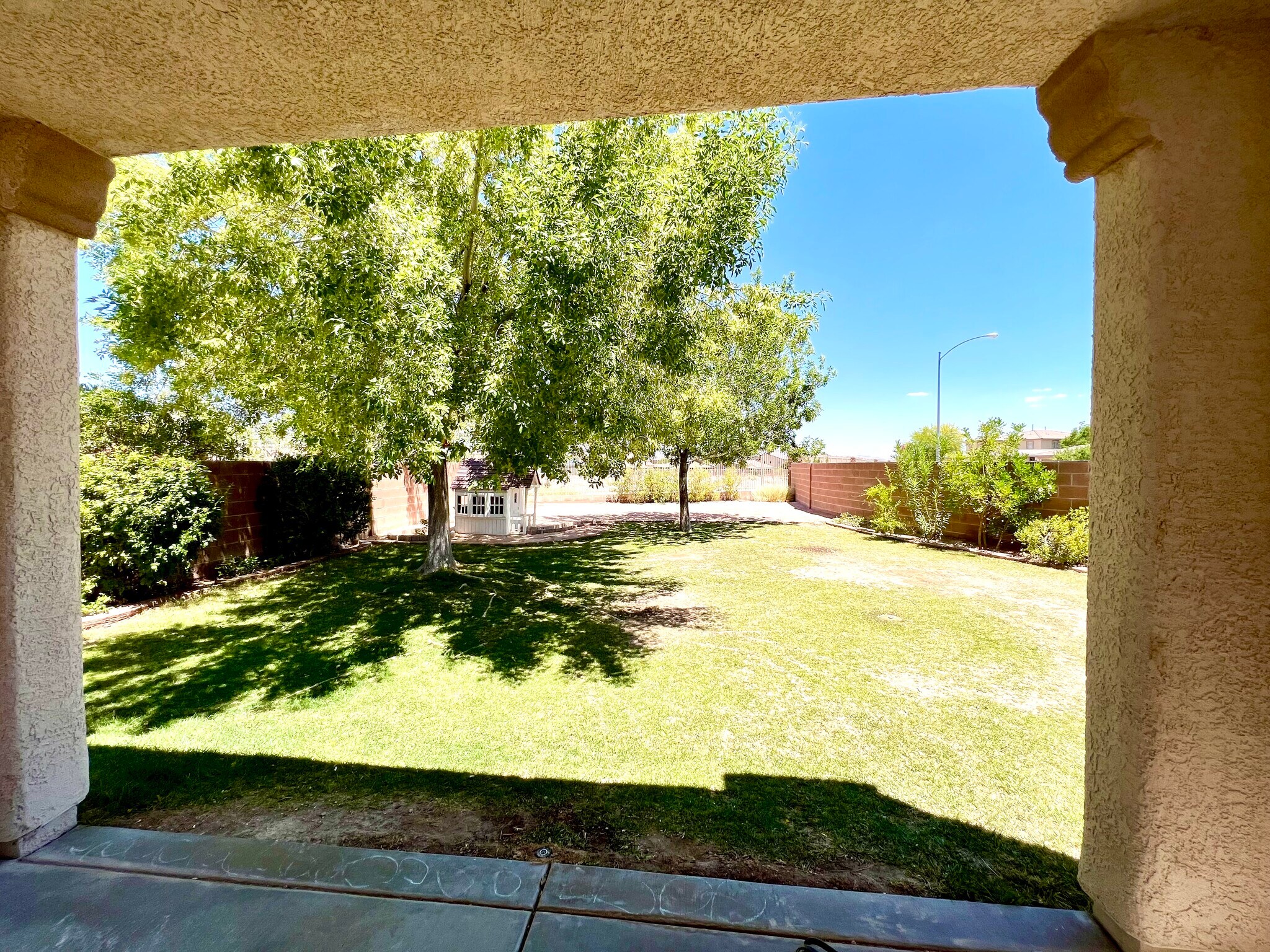 Building Photo - 7140 Charter Crest St