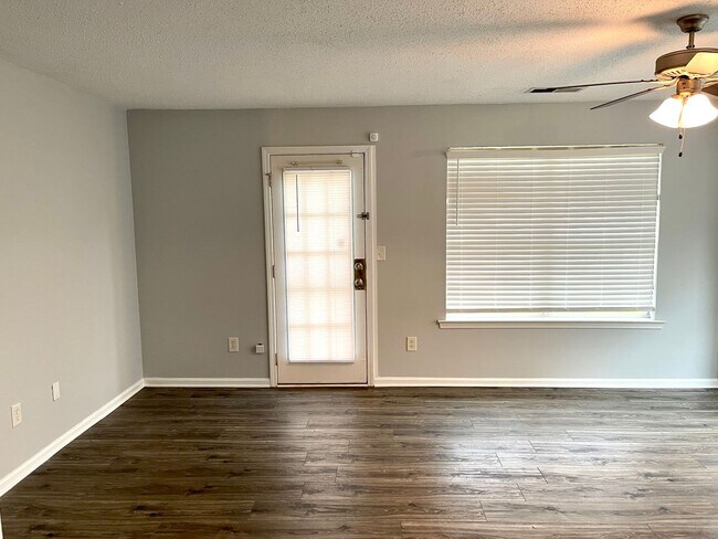 Building Photo - Welcome to this stunning 2-bedroom, 2.5 bathroom corner townhome located in the vibrant city of A...