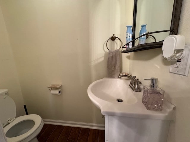 1/2 bathroom - 312 Lehigh Dr
