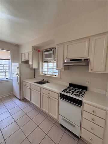 Building Photo - 1578 Jefferson Ave