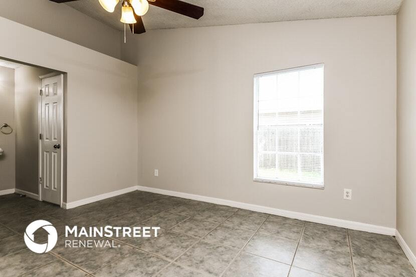 Building Photo - 5649 Beaverbrook St