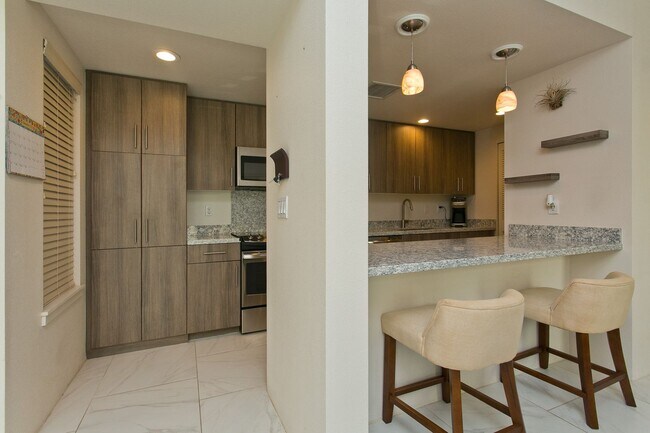 Building Photo - Available October 15th, One Bedroom One Ba...