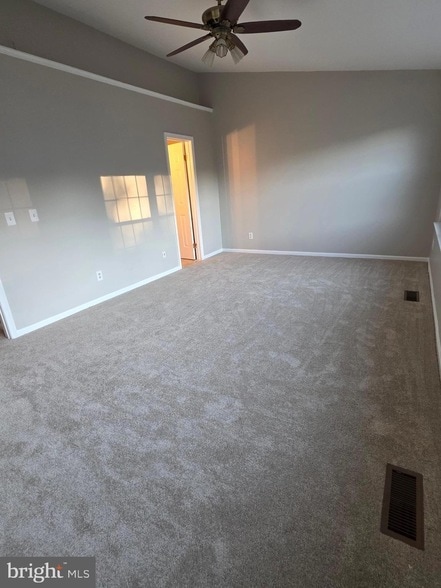 Building Photo - 4281 Sleepy Lake Dr