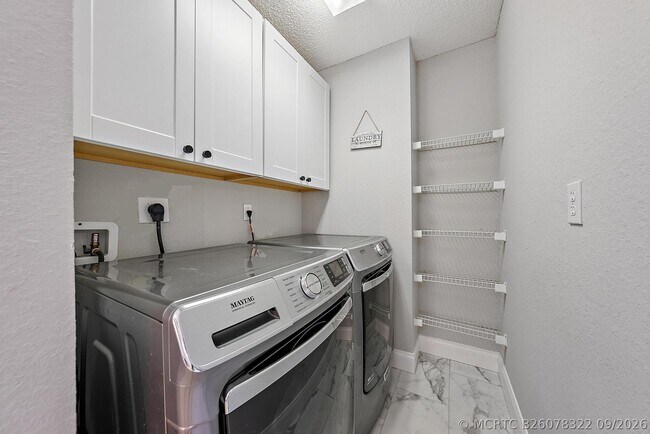 Building Photo - 4 Via Angelico