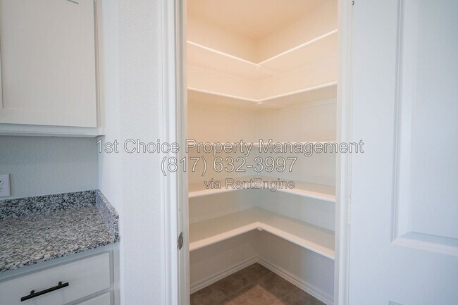 Building Photo - 713 Spaulding St