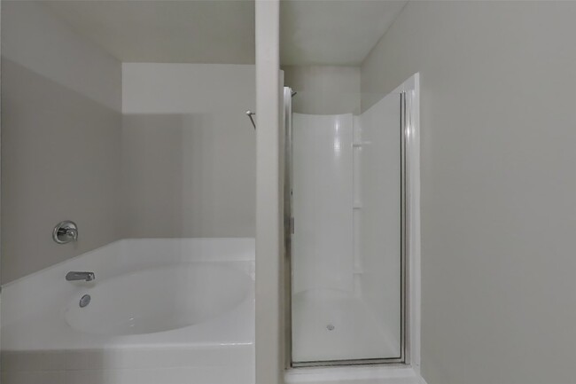 Building Photo - 308 Crooked Pine Court