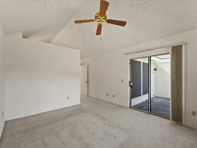 Building Photo - 3317 Golden Trails Dr