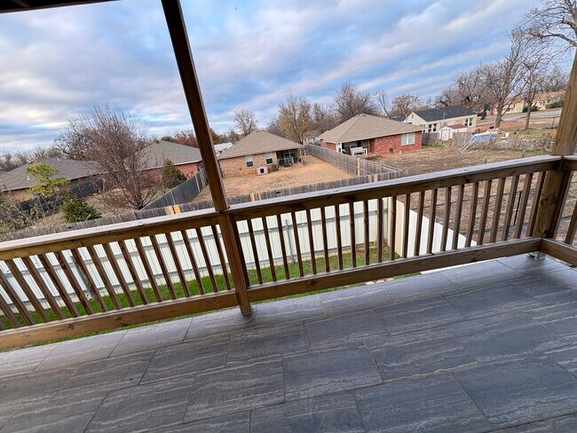 Building Photo - 1217 SW 18th St