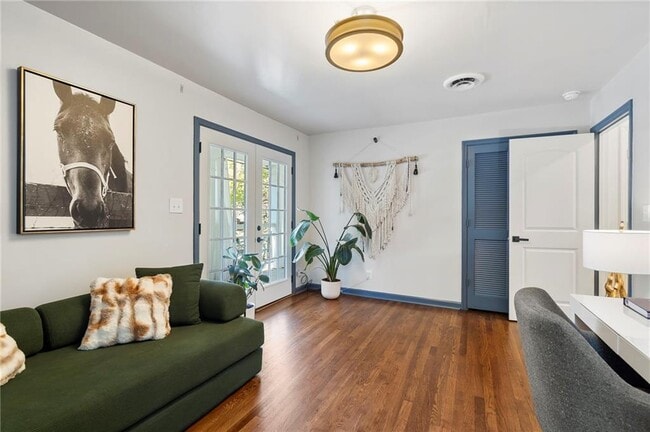 Building Photo - 2373 Virginia Pl NE