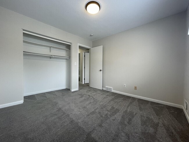 Building Photo - 7411 W Franklin Ave