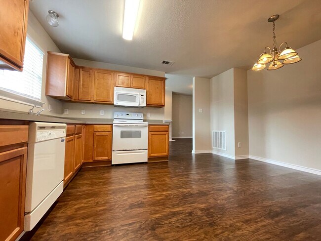 Building Photo - PRICE REDUCED!!! Denton County but Northwe...