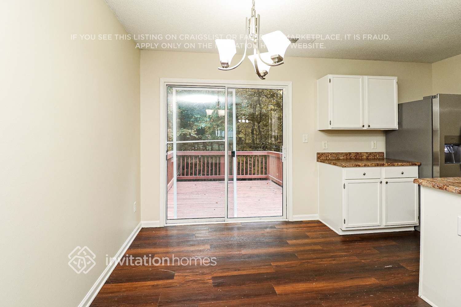 Building Photo - 11120 Northwoods Forest Dr
