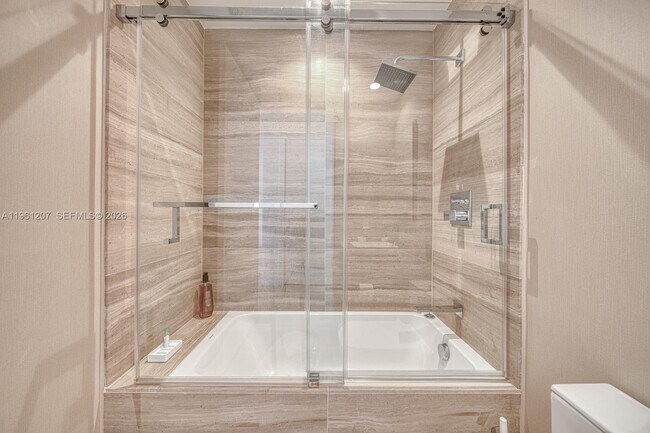 Building Photo - 5775 Collins Ave