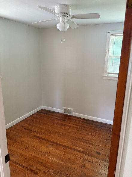 Building Photo - 31 Mulberry St