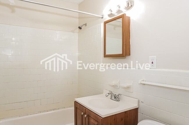 Building Photo - 3524 Flamingo Rd SW