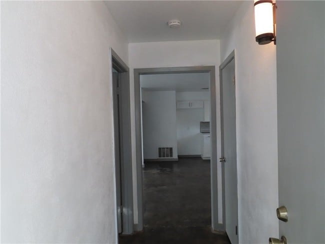 Building Photo - 6714 Rhonda Dr