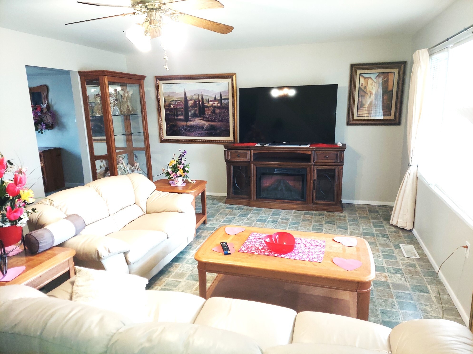 Building Photo - 730 Governor Rd