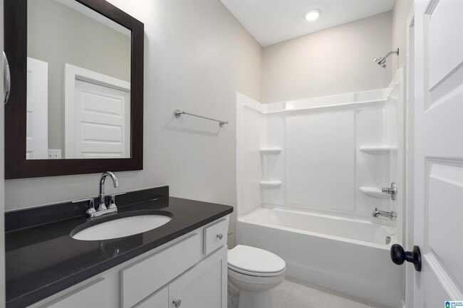 Building Photo - 1105 Windsor Sq