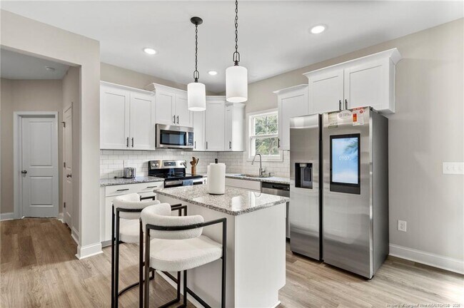 Building Photo - 112 Nairn St