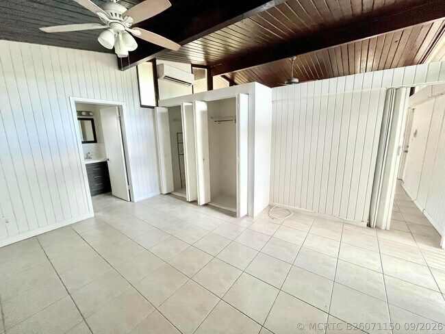 Building Photo - 817 W Las Olas Blvd