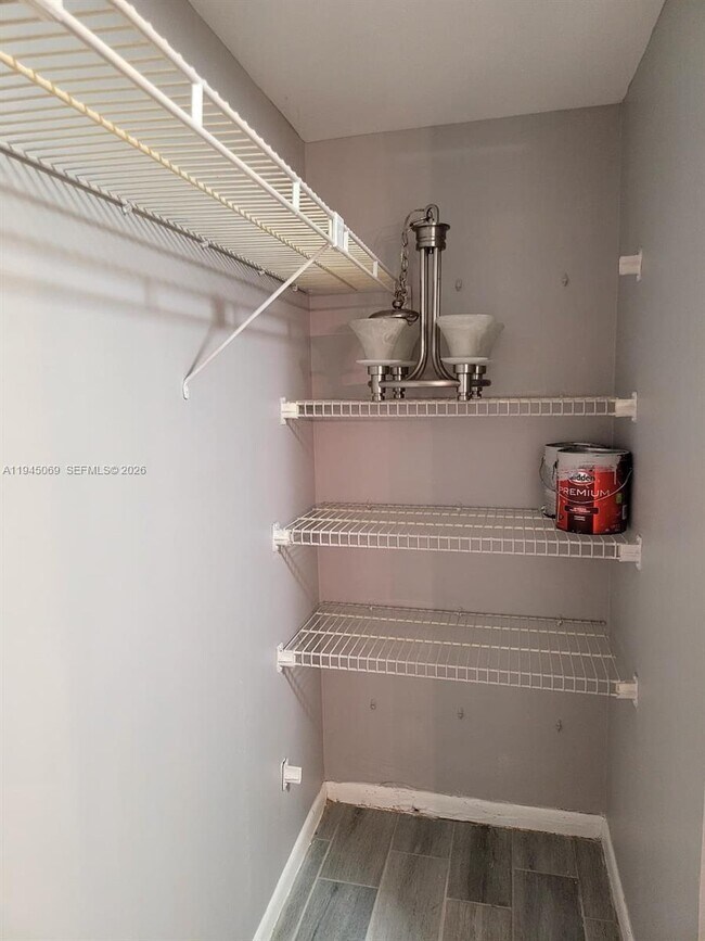 Building Photo - 4832 Esedra Ct