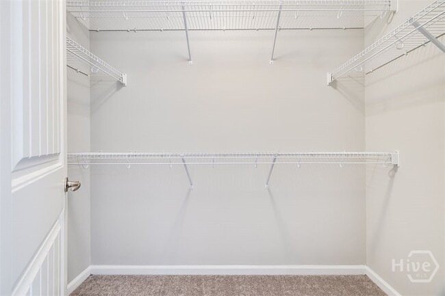 Building Photo - 345 Sonoma Dr