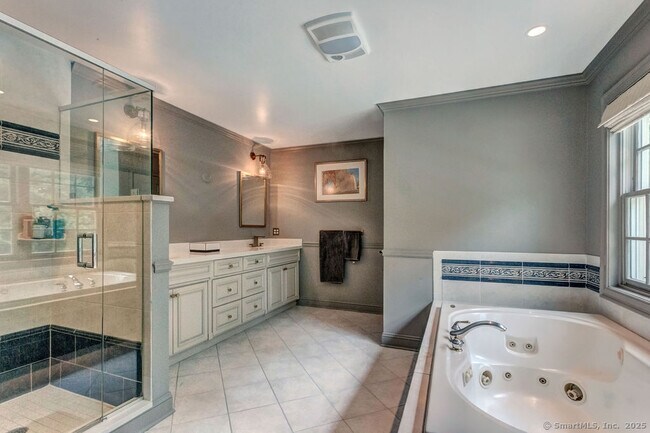 Building Photo - 76 High Hill Cir