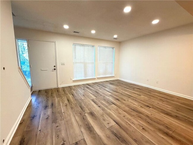 Building Photo - 4416 Chowning Way