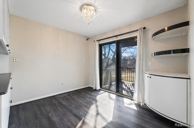 Building Photo - 1863 Wingate Rd