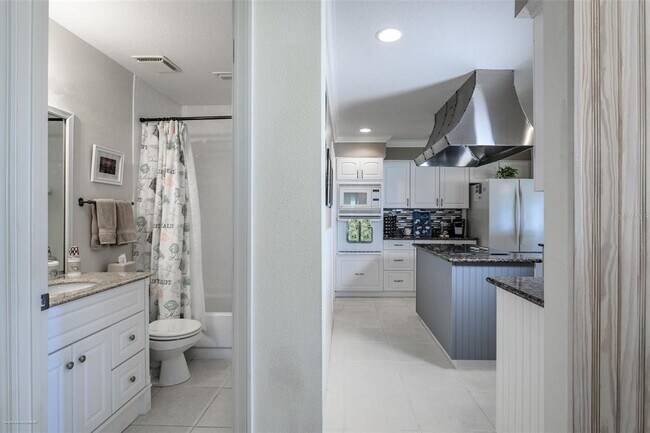 Building Photo - 1477 Park Beach Cir