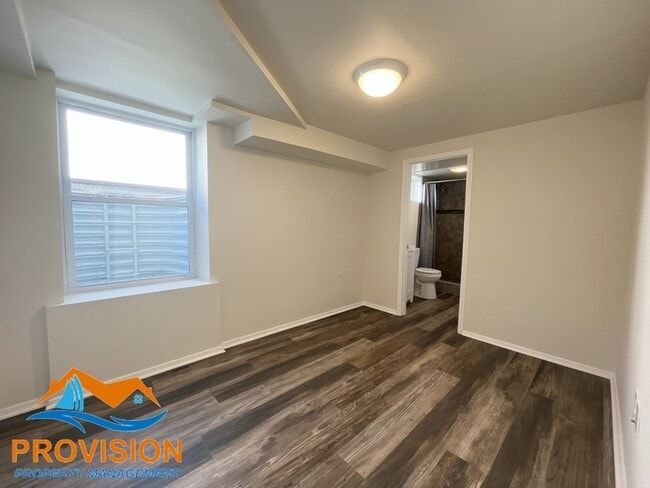 Building Photo - 8436 Bay Dr
