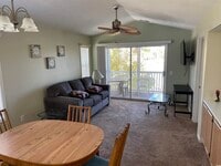 Building Photo - 541 White River Dr