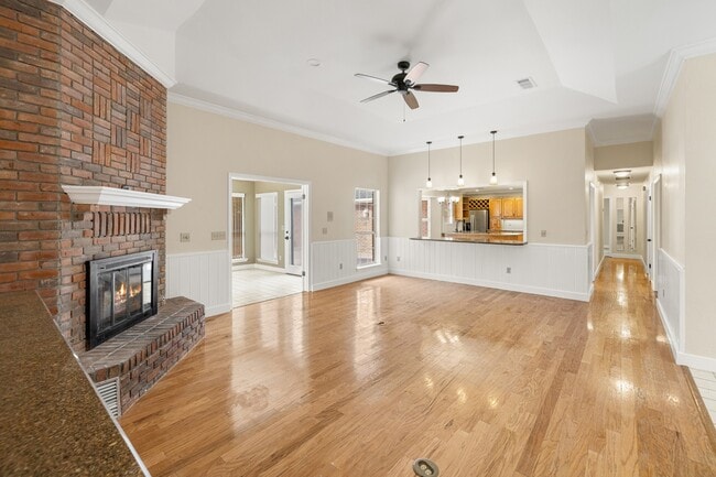 Building Photo - 1300 Windward Cir